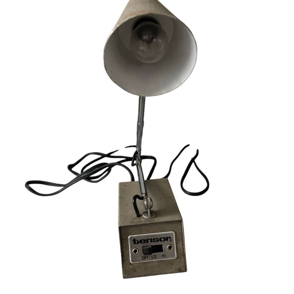 Tensor Anvil Model 4975 MCM Vintage Adjustable Lamp